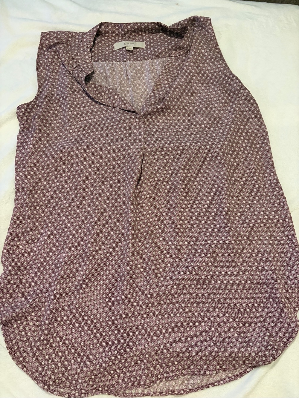 LOFT Dusty Mauve Printed Sleeveless V-Neck Shell